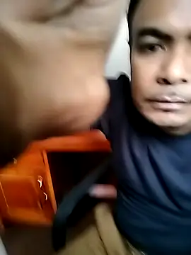 FreewillMaker 即時 XXX 聊天