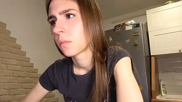 ElsieKuhlmann: онлайн-секс-чат