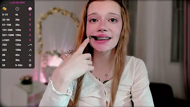 แชท XXX สดของ boobsybootie