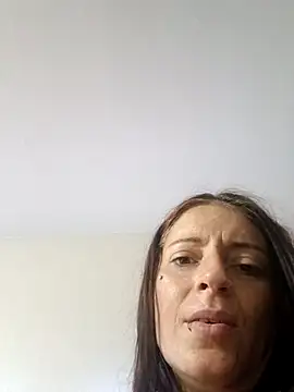 Chat +18 de khloebanques ao vivo