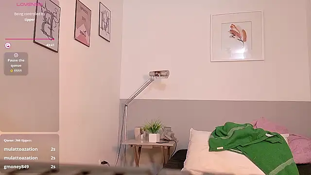 shyblacksweetieen Live XXX chat