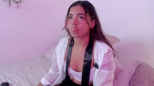 Chat XXX Live valy_shyness