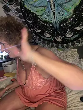 Czat XXX na żywo – SuzyCatzz