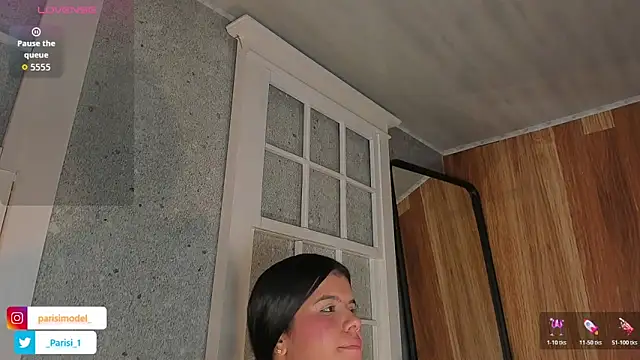 _PARISI_ Adlı Modelin Canlı XXX Sohbeti