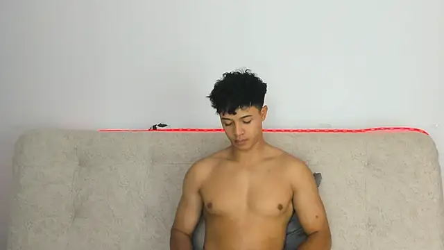 _Alex_Colton: онлайн-секс-чат