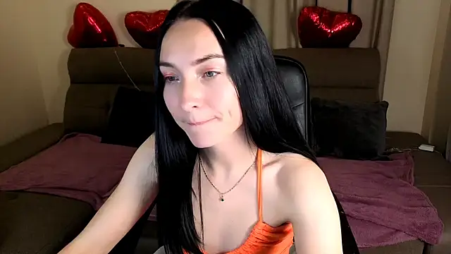 Yr_Shy_Bae Adlı Modelin Canlı XXX Sohbeti