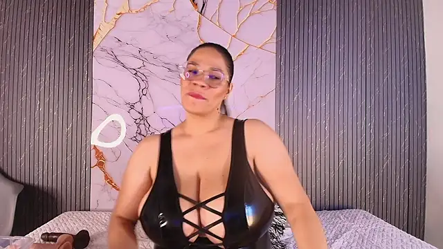 XXX chat uživo modela big_tits_in_your_face