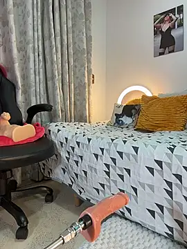 zafiro_mo0n Adlı Modelin Canlı XXX Sohbeti