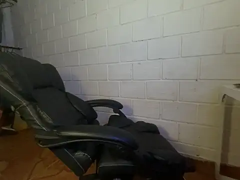 Chat +18 de Max_TheHorseDick ao vivo