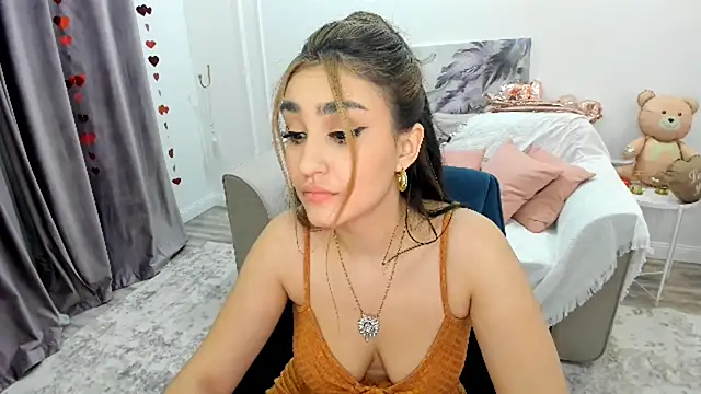 Chatroom XXX en direct de GoldenHeart_1