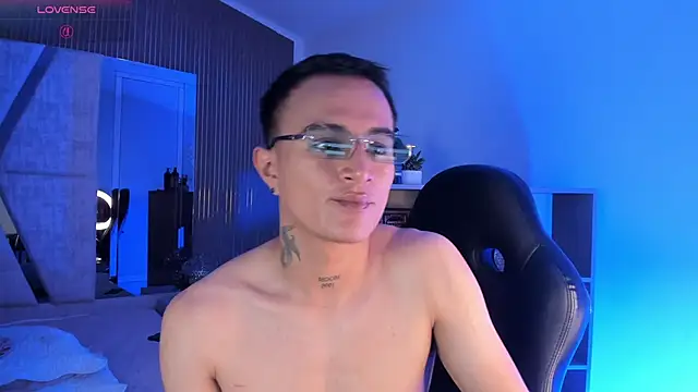 LiamDeep – Live XXX-chat