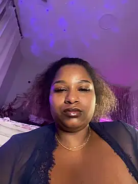 Chatroom XXX en direct de xoxoSELENAxoxo