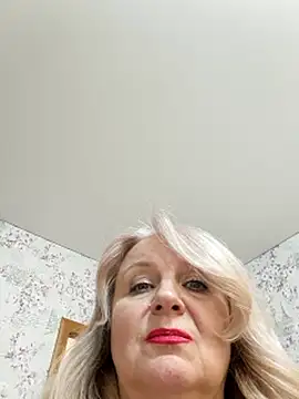 AvrilMillers লাইভ XXX চ্যাট