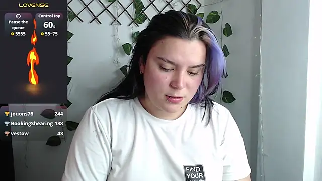 Nika_1_'s Live XXX Chat