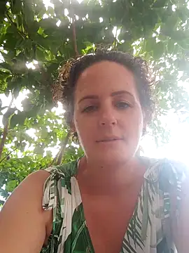 emiliemilfn Webbikameraesitys