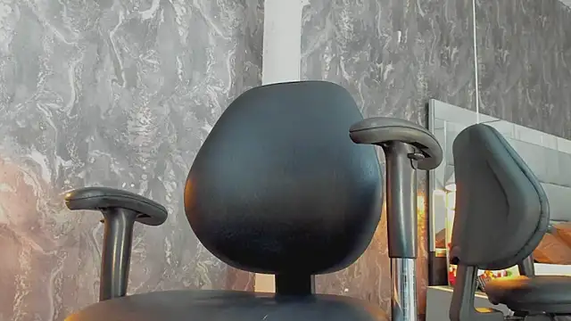 yiyisandoval: онлайн-секс-чат