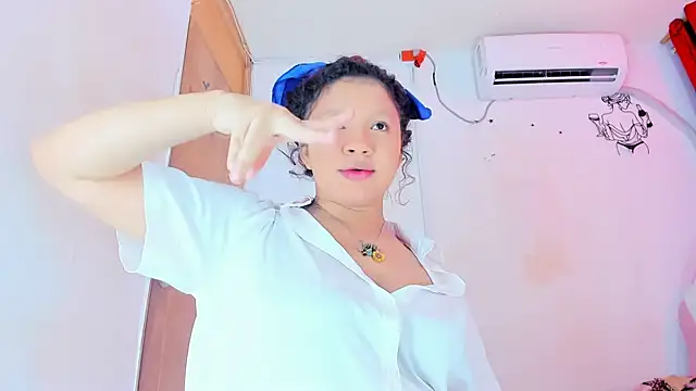 Emily_Coper18 Chat XXX live