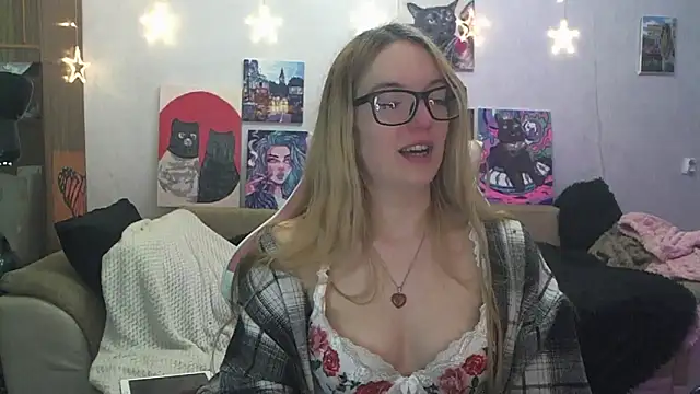 SecretSophia's Live XXX Chat