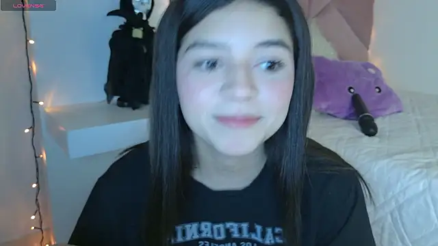 eva_sin18 Adlı Modelin Canlı XXX Sohbeti