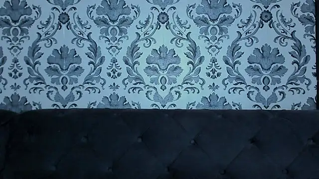 แชท XXX สดของ LissaBigTitts