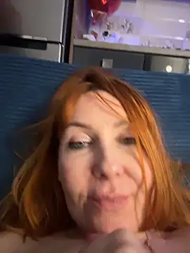 emlana Adlı Modelin Canlı XXX Sohbeti