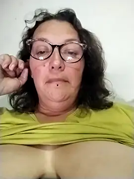 _Saraqueen élő XXX-chatje