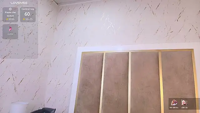 Chat +18 de ArielleWilde ao vivo