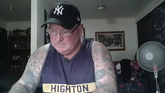 دردشة KINKYBLUEYES69 الجنسية المباشرة