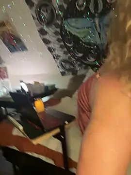 SuzyCatzz live XXX chat