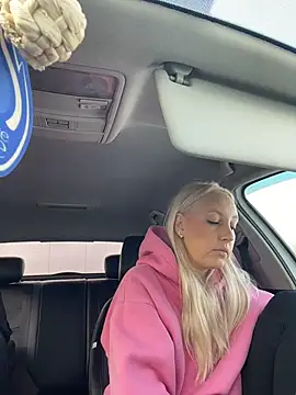 MerlinDaven Live XXX chat