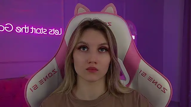 StacyEvances Chat XXX live