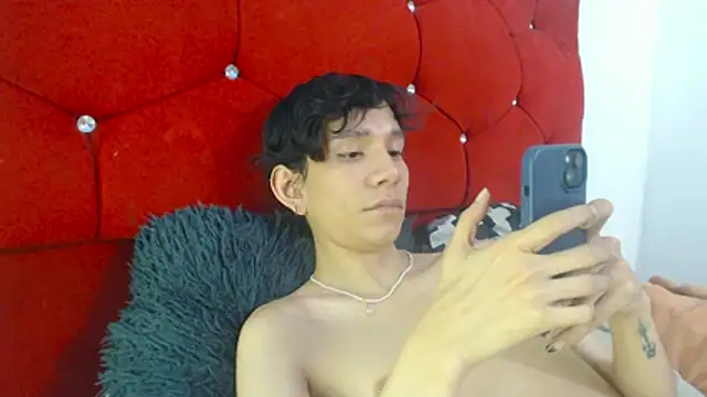 LAICK_01's Live XXX Chat