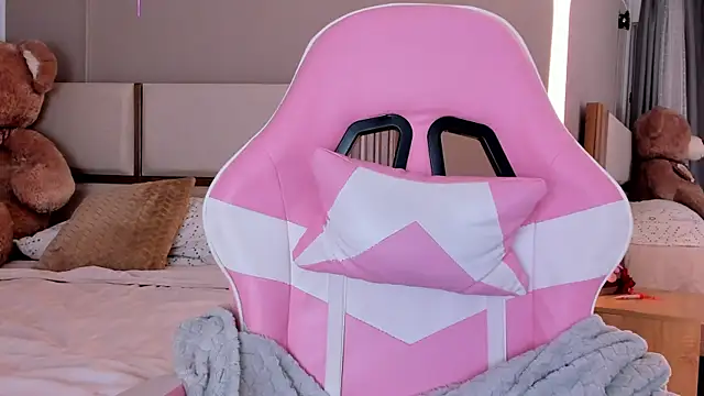 Chat +18 de Zaray_star ao vivo