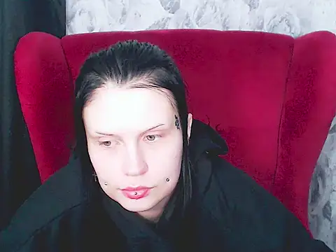 VenomDoll Adlı Modelin Canlı XXX Sohbeti