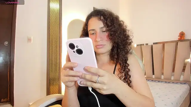 NoaMalak7 Adlı Modelin Canlı XXX Sohbeti