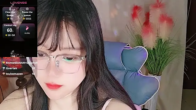 Luna-7788 在線直播表演