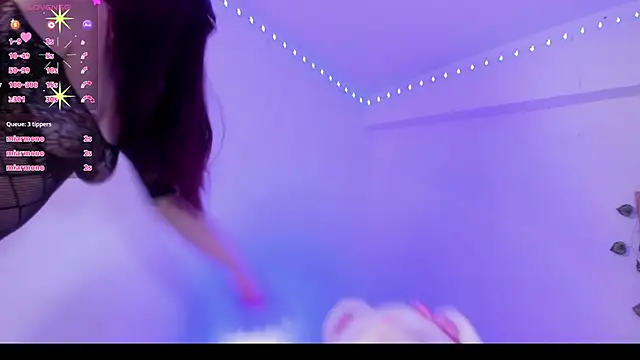 Anastasia1213 Adlı Modelin Canlı XXX Sohbeti