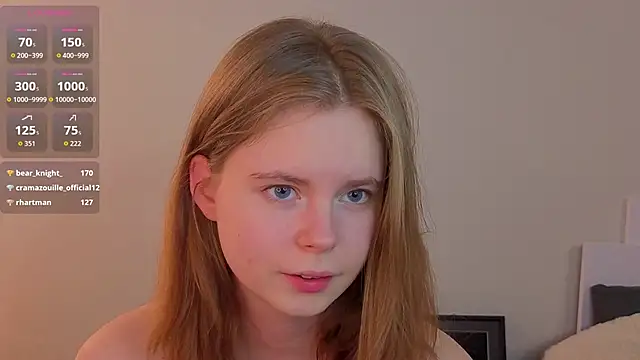 JulietteRain 在線直播表演