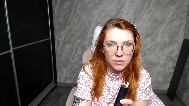 Reginasmilee Live XXX Chat