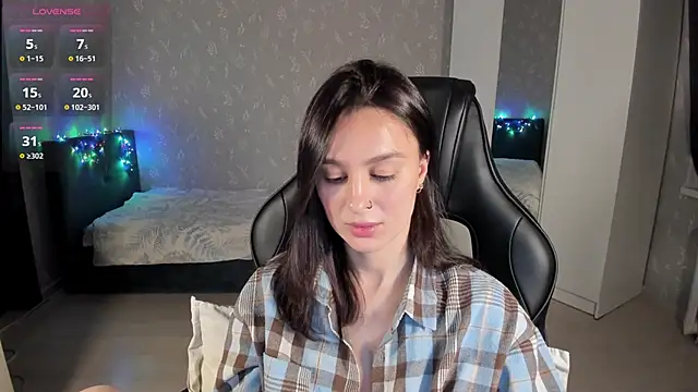 EllaFreshn Live XXX chat