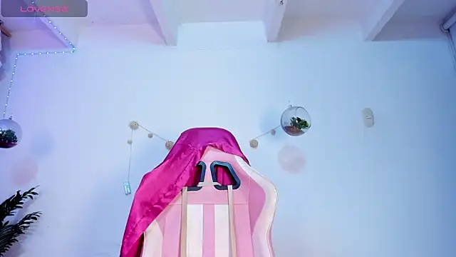 violet_77711 现场XXX聊天