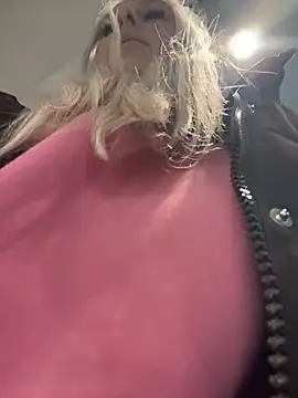 MerlinDave live XXX chat