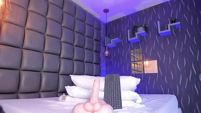 megan_woll's Live XXX Chat