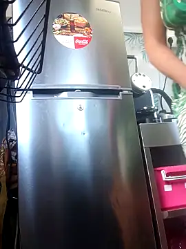 emiliemilf Chat XXX in diretta