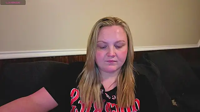 PhatAssBlond Chat XXX in diretta