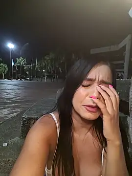 _kathaLopez_ 现场XXX聊天