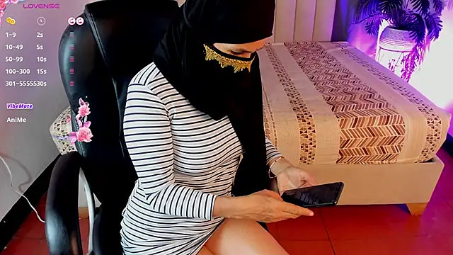 Chat +18 de Latifa_ali ao vivo