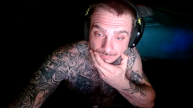 دردشة DADDY_KANE8--- الجنسية المباشرة