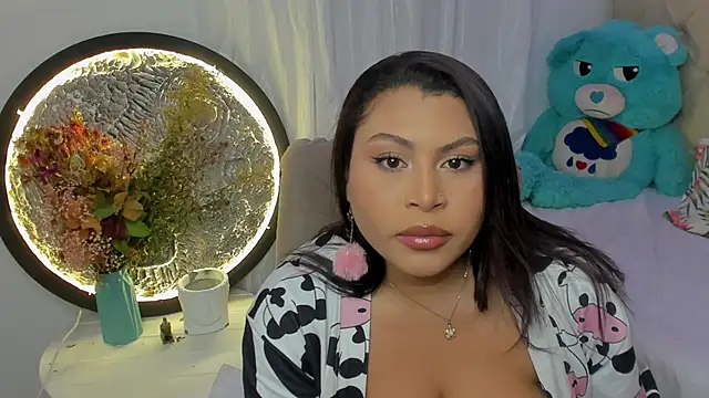 Helleamazing Chat XXX live