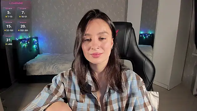 EllaFresh live XXX chat